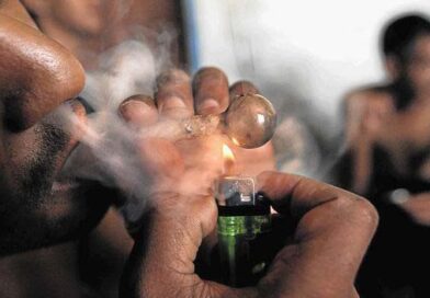 Minister Kazembe Kazembe, says that some Zanu-PF top officials are taking advantage of their positions to peddle drugs in Zimbabwe