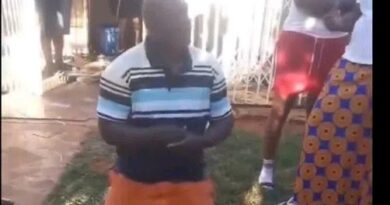 Madzibaba snatches another man’s wife, caught trying to seduce the man’s 2nd wife in SÀ