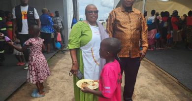 1 400 villagers benefit as First Lady’s philanthropic work in Nyabira gets support from Sekuru Banda