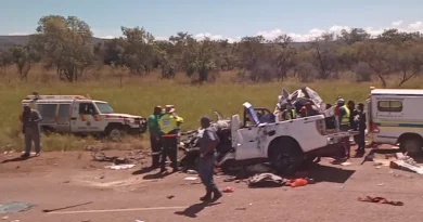 Drunk Zimbabwean truck driver’s illegal U-turn on N1 Freeway leaves 5 people dead