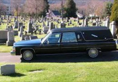 SA widow wins right to bury husband in Cape Town instead of Plumtree SA widow wins right to bury husband in Cape Town instead of Plumtree