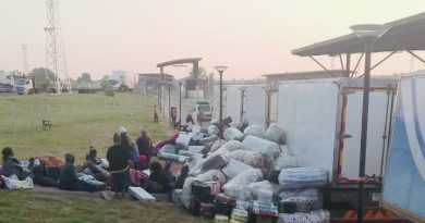 ZIMRA Blitz on Imported Goods Causes Travel Chaos at South Africa Border