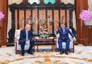 Xi, Trump have private meeting in Beijing