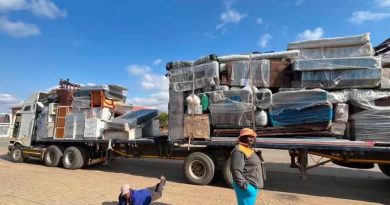 Hundreds of Zimbabweans stranded in Limpopo urge government to fund repatriation