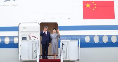 Xi kicks off highly-anticipated U.S. visit in grand welcome